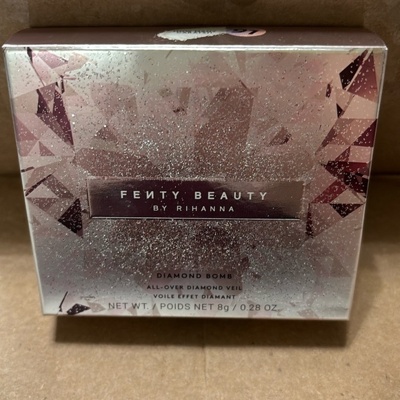 Fenty Beauty by Rihanna “Diamond Bomb” - Picture 2 of 9